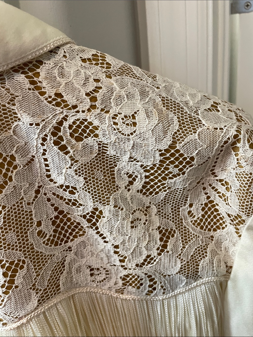Vintage Cream Lace Fringe Jacket - - Picture 8 of 10